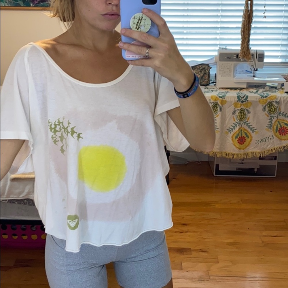 Flowy roxy tee